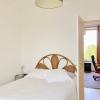 Grand espace soin avec habitation et jardin Image