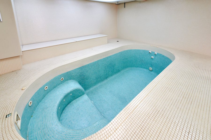 Paris 10 - Vente local commercial 317 m2- idéal CENTRE MEDICAL AVEC BALNEO offre Achat - Vente